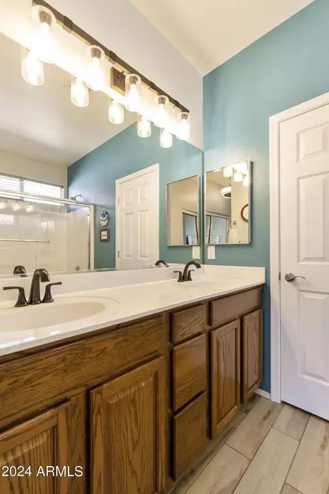 2640 E Sherri Dr, Gilbert, AZ 85296 photo 22