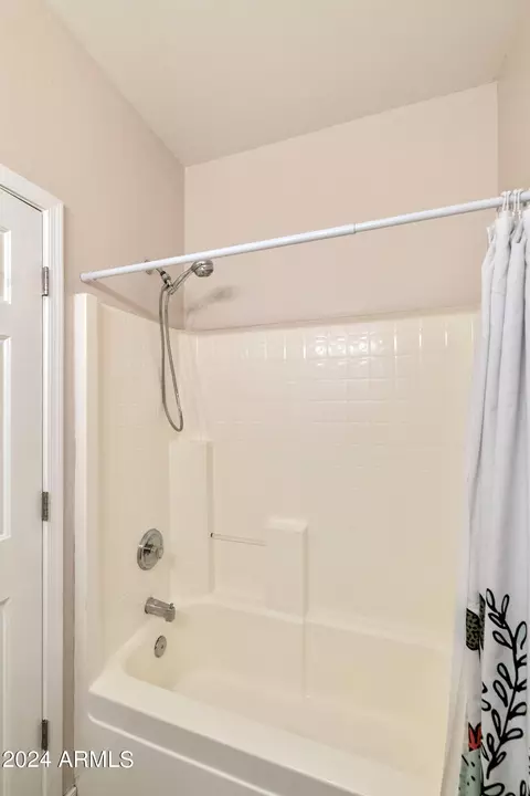 2640 E Sherri Dr, Gilbert, AZ 85296 photo 28