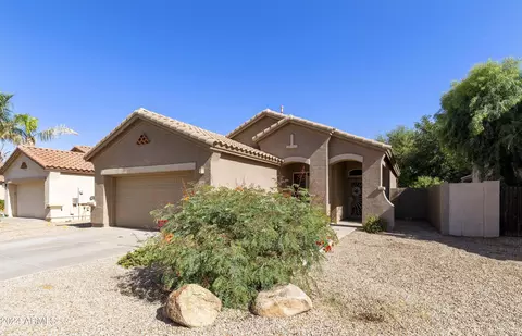 2640 E Sherri Dr, Gilbert, AZ 85296 photo 2