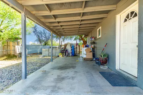 3835 N 63rd Dr, Phoenix, AZ 85033 photo 17