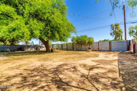 3835 N 63rd Dr, Phoenix, AZ 85033 photo 22
