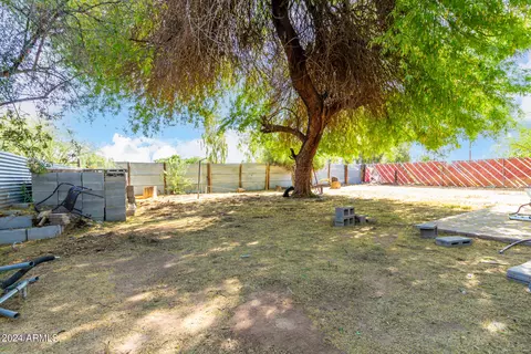 3835 N 63rd Dr, Phoenix, AZ 85033 photo 18