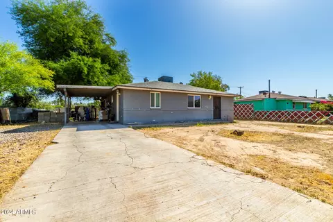 3835 N 63rd Dr, Phoenix, AZ 85033 photo 2