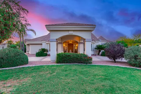 33 S Quarty Cir, Chandler, AZ 85225