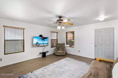 213 E Gwen St, Phoenix, AZ 85042 photo 3