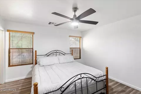 213 E Gwen St, Phoenix, AZ 85042 photo 8