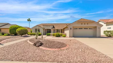 13723 W Whitewood Dr, Sun City West, AZ 85375