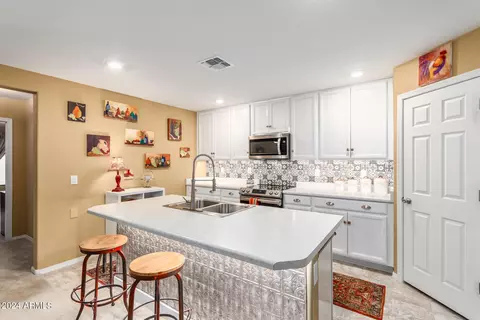 9675 E Harvest Rd, Florence, AZ 85132