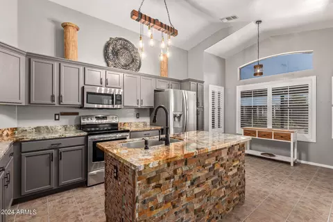 9023 E Fox St, Mesa, AZ 85207 photo 12