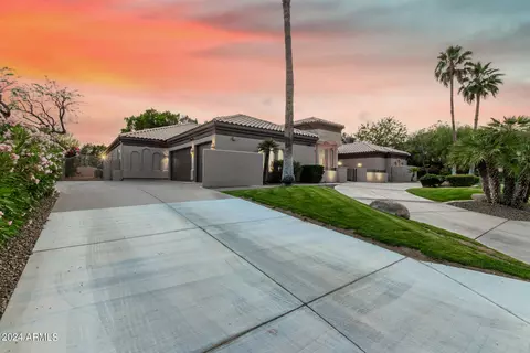 13610 S 34th St, Phoenix, AZ 85044 photo 2