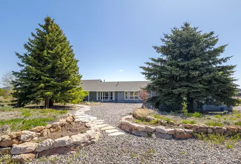 10885 N Linda Ln, Flagstaff, AZ 86004