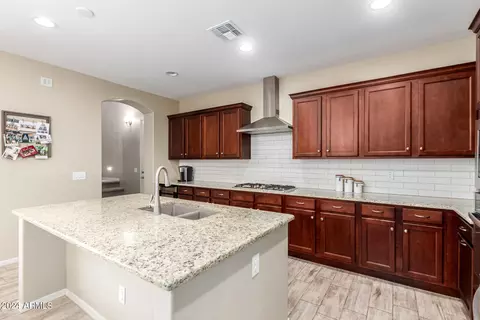 2097 S Agnes Ln, Gilbert, AZ 85295 photo 9