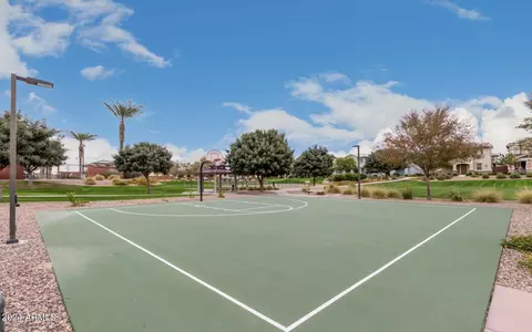 2097 S Agnes Ln, Gilbert, AZ 85295 photo 32