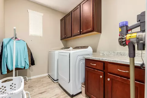 2097 S Agnes Ln, Gilbert, AZ 85295 photo 24