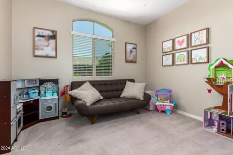 2097 S Agnes Ln, Gilbert, AZ 85295 photo 17