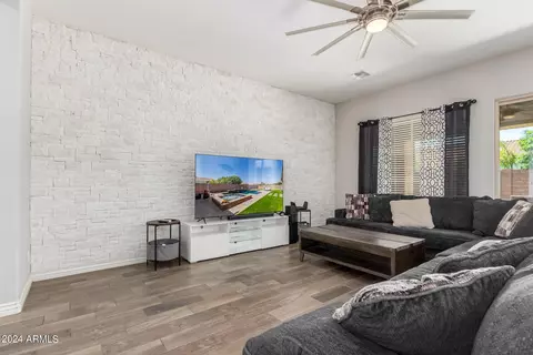 2377 E Galileo Dr, Gilbert, AZ 85298 photo 9