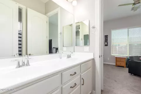 2377 E Galileo Dr, Gilbert, AZ 85298 photo 27