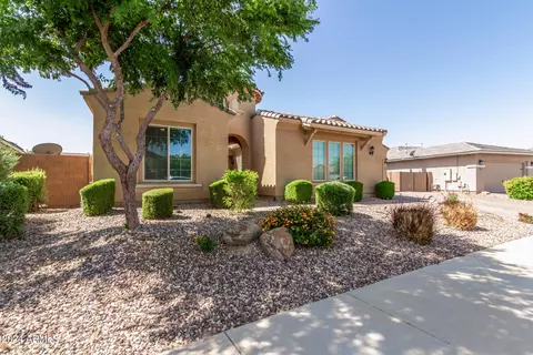 2377 E Galileo Dr, Gilbert, AZ 85298 photo 4