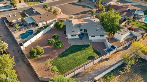 1950 E Dunbar Dr, Tempe, AZ 85282 photo 2