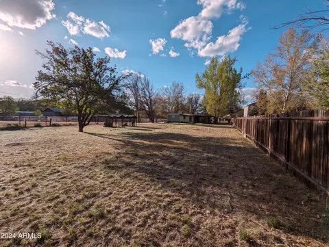 151 E Garrels Dr #1, Star Valley, AZ 85541