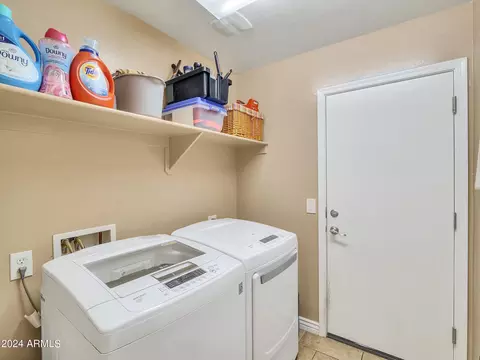 7937 S Columbus Dr, Gilbert, AZ 85298 photo 32