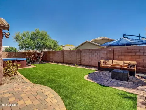 7937 S Columbus Dr, Gilbert, AZ 85298 photo 4