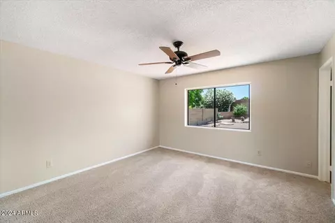 4353 E Jicarilla St, Phoenix, AZ 85044 photo 12