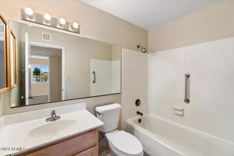 4353 E Jicarilla St, Phoenix, AZ 85044 photo 17