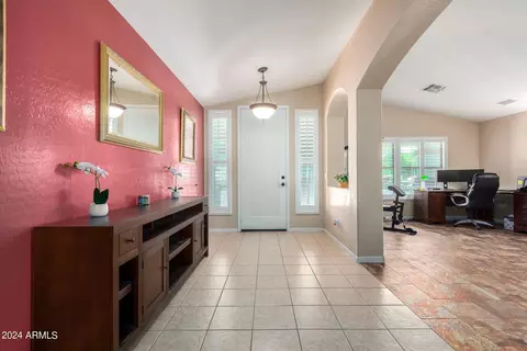 307 E Clifton Ave, Gilbert, AZ 85295 photo 5