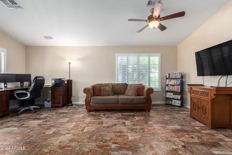 307 E Clifton Ave, Gilbert, AZ 85295 photo 8