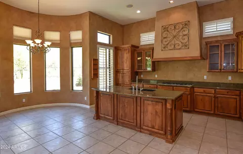 8026 E Teton Cir, Mesa, AZ 85207 photo 7