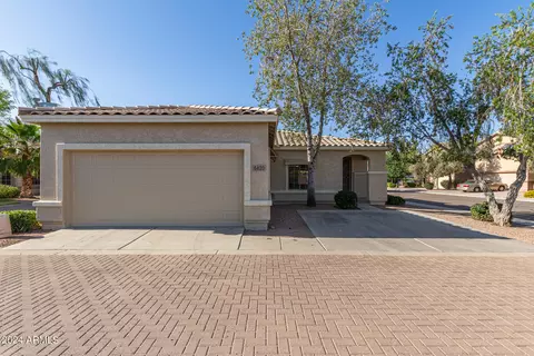 6420 S Nash Way, Chandler, AZ 85249