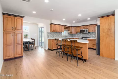 1528 W Carol Ave, Mesa, AZ 85202