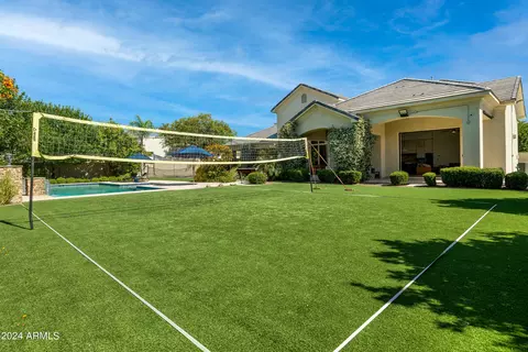 Exterior - 3158 E Bonanza Ct, Gilbert, AZ 85297 photo 8 of 30