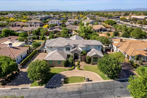 View/Area - 3158 E Bonanza Ct, Gilbert, AZ 85297 photo 2 of 9