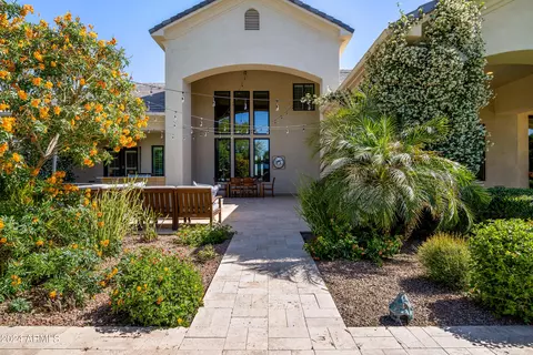 Exterior - 3158 E Bonanza Ct, Gilbert, AZ 85297 photo 13 of 30