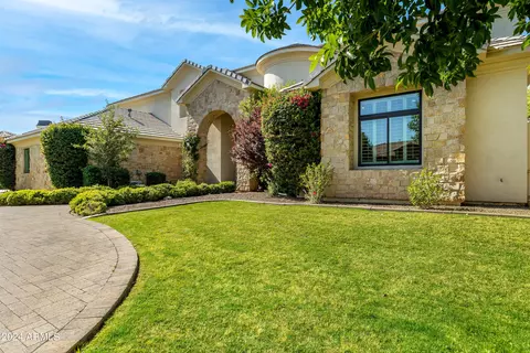 Exterior - 3158 E Bonanza Ct, Gilbert, AZ 85297 photo 4 of 30
