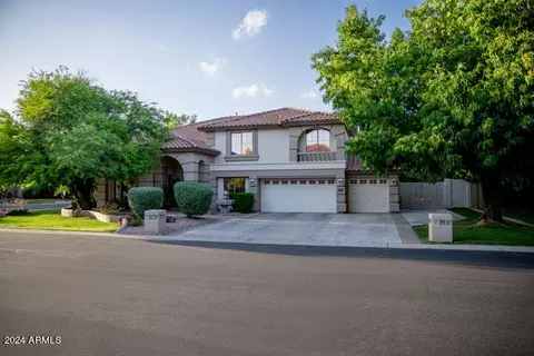 2722 W Carla Vista Dr, Chandler, AZ 85224