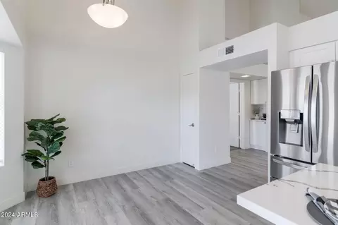 3247 E Wildwood Dr, Phoenix, AZ 85048 photo 9
