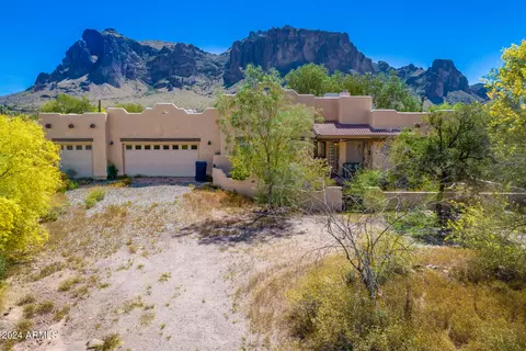 2675 N Al Sieber Rd, Apache Junction, AZ 85119
