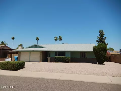 2922 W Hartford Dr, Phoenix, AZ 85053
