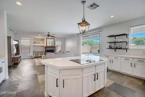 6401 N 11th Dr, Phoenix, AZ 85013 photo 8