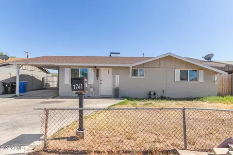 1741 E Chambers St, Phoenix, AZ 85040