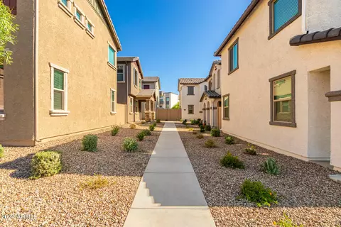 8345 E Impala Ave, Mesa, AZ 85209