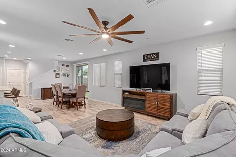 8345 E Impala Ave, Mesa, AZ 85209 photo 4