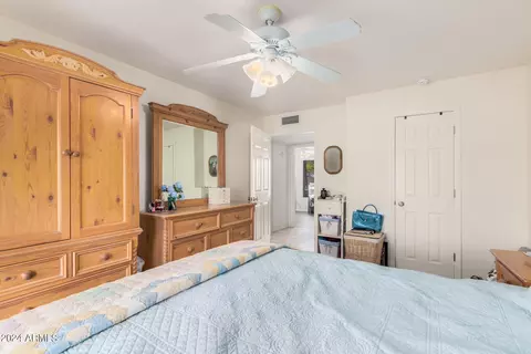 2015 E Claire Dr, Phoenix, AZ 85022 photo 16