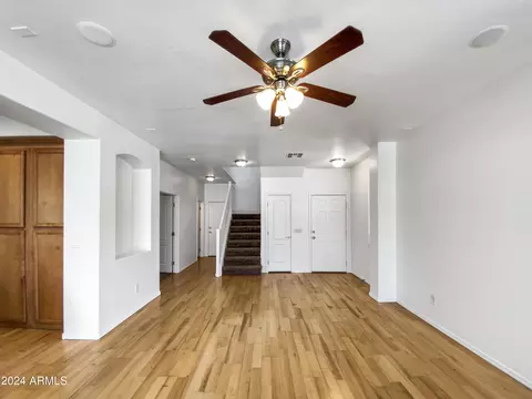 2346 E Sunland Ave, Phoenix, AZ 85040 photo 6