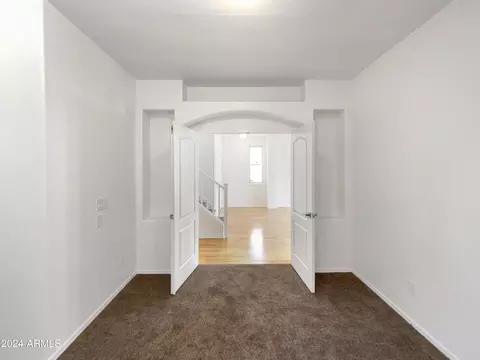 2346 E Sunland Ave, Phoenix, AZ 85040 photo 9