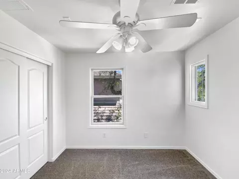 2346 E Sunland Ave, Phoenix, AZ 85040 photo 4