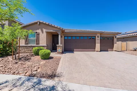 17882 W Pinnacle Vista Dr, Surprise, AZ 85387